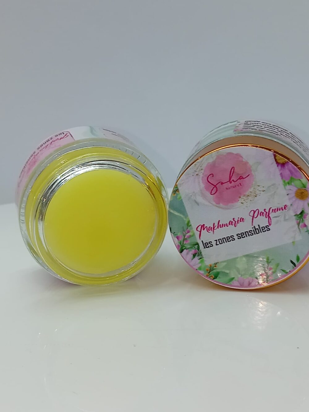 مخمرية تعطير المناطق الحساسة بعطر Escada 🌸🍓
